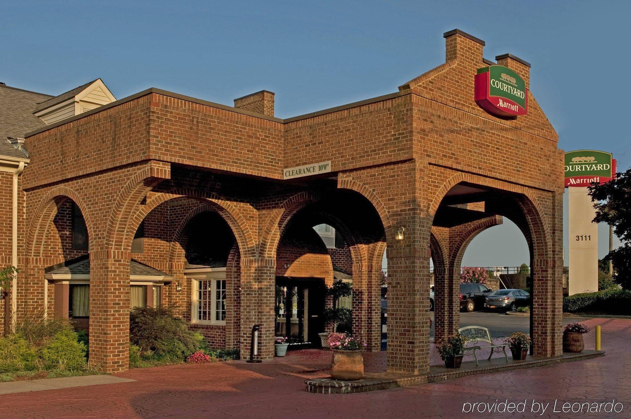 Hotel Courtyard Winston-Salem